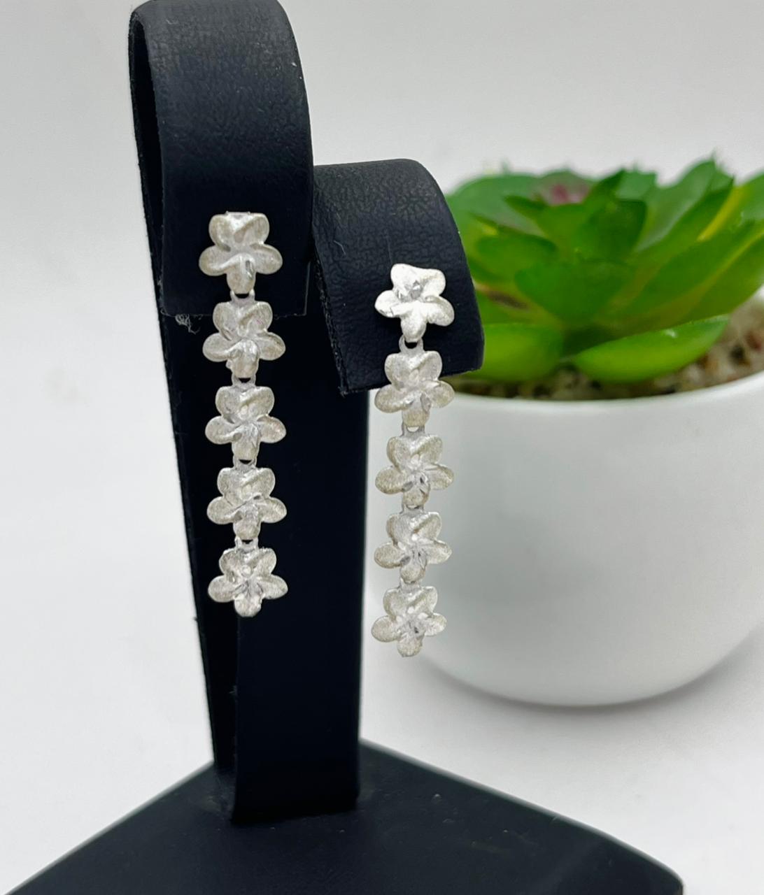 ARETE LARGO DE FLORES