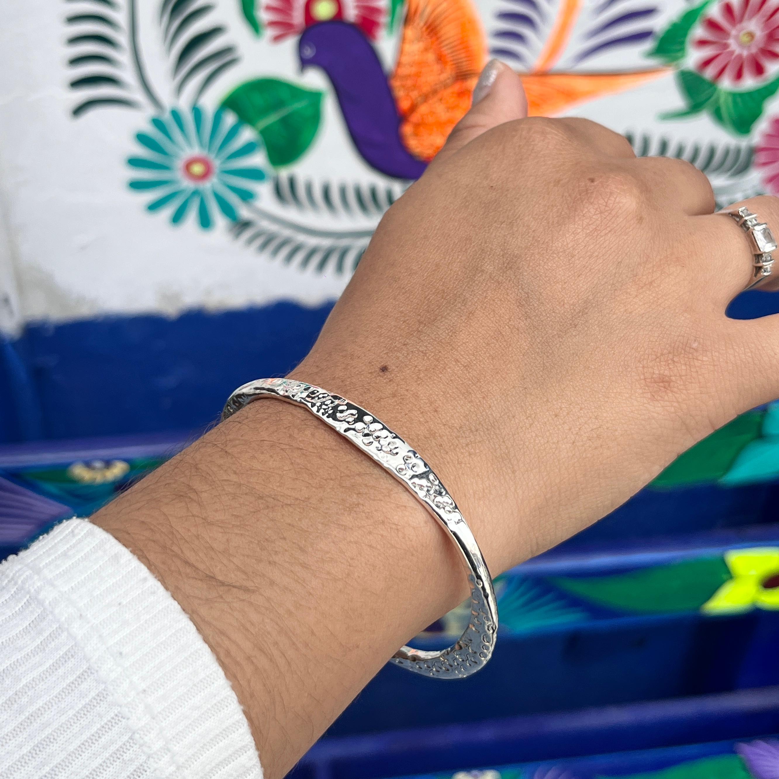 BRAZALETE MARTILLADO