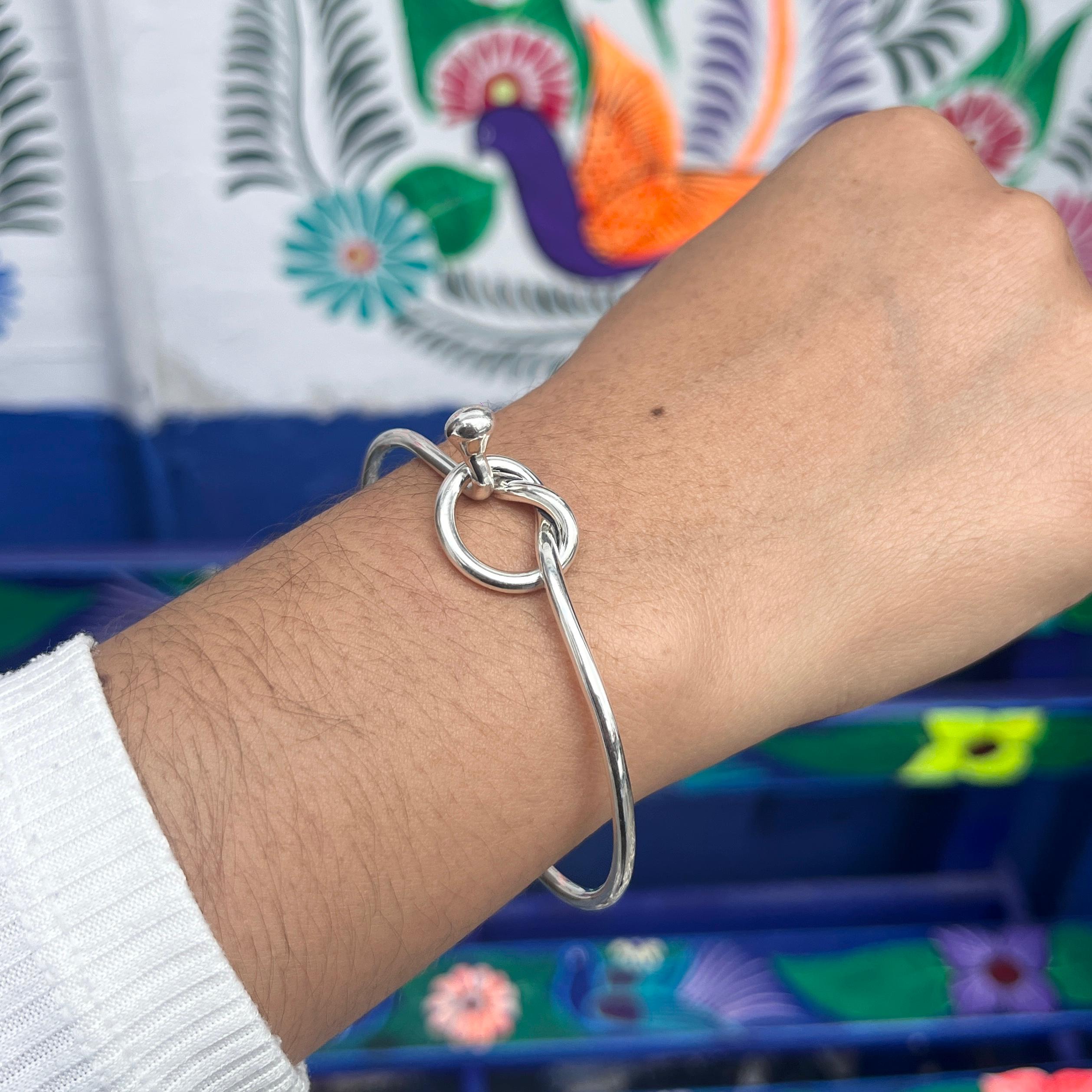 BRAZALETE DE NUDO